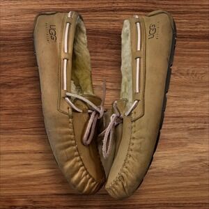 UGG Australia Womens S/N 5131 Moccasin Slippers Shoes‎ Beige